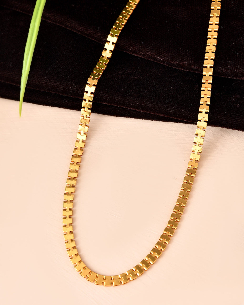 VOJ Women Gold Polished Classic Linked Chain | Grocsy