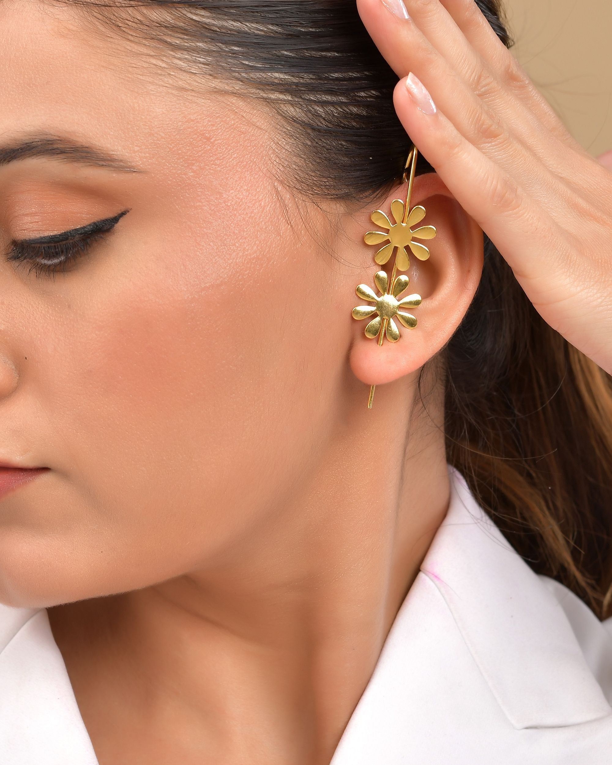 VOJ Gold Polished Floral Shaped Anti Tarnished Ear Cuff | Grocsy