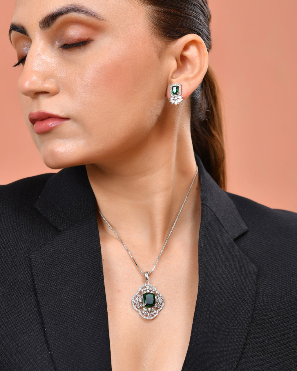 VOJ Silver Plated Green Rectangular Shaped Ad Chain Set | Grocsy