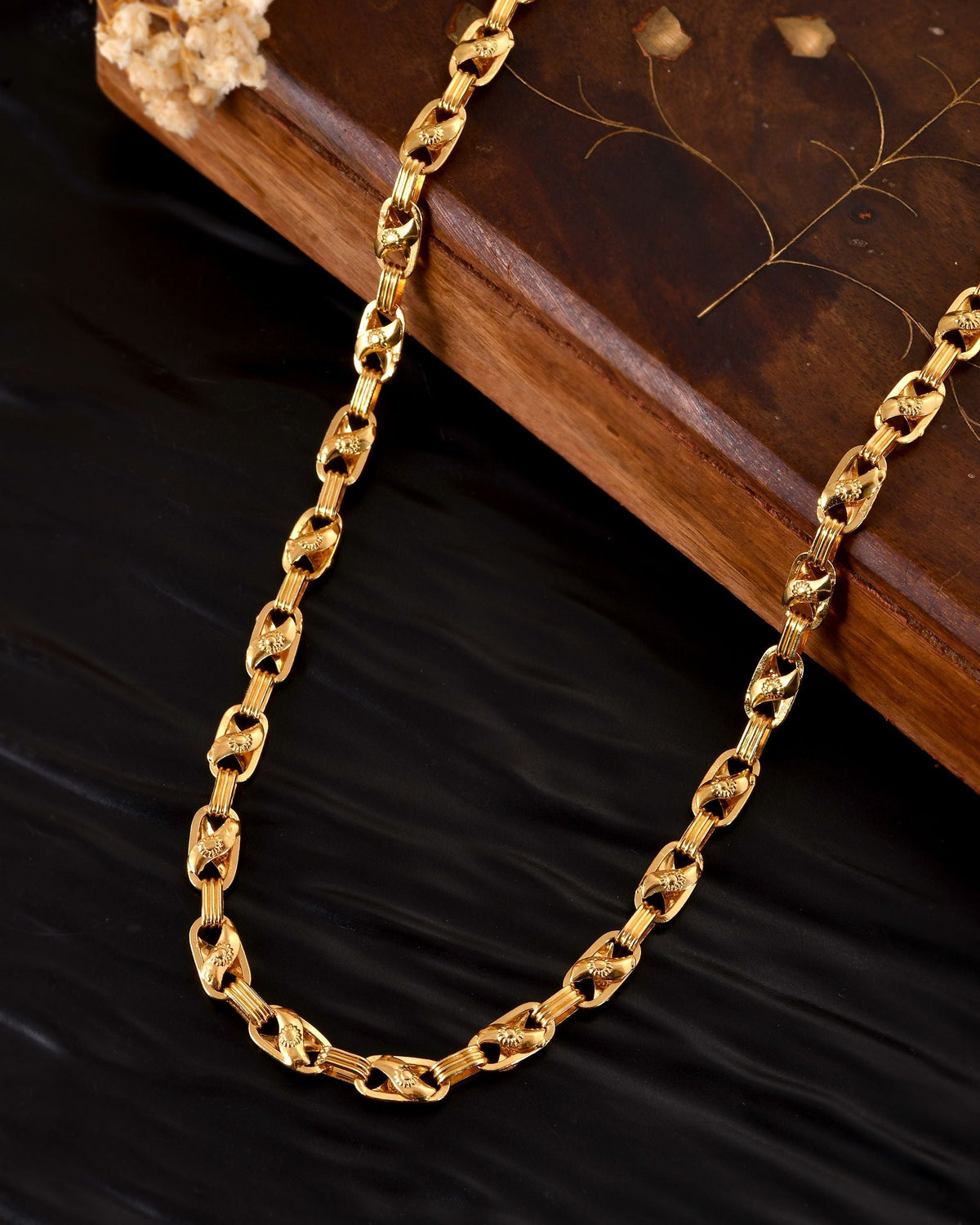 VOJ Gold Toned Elegant Designer Link Chain For Men | Grocsy
