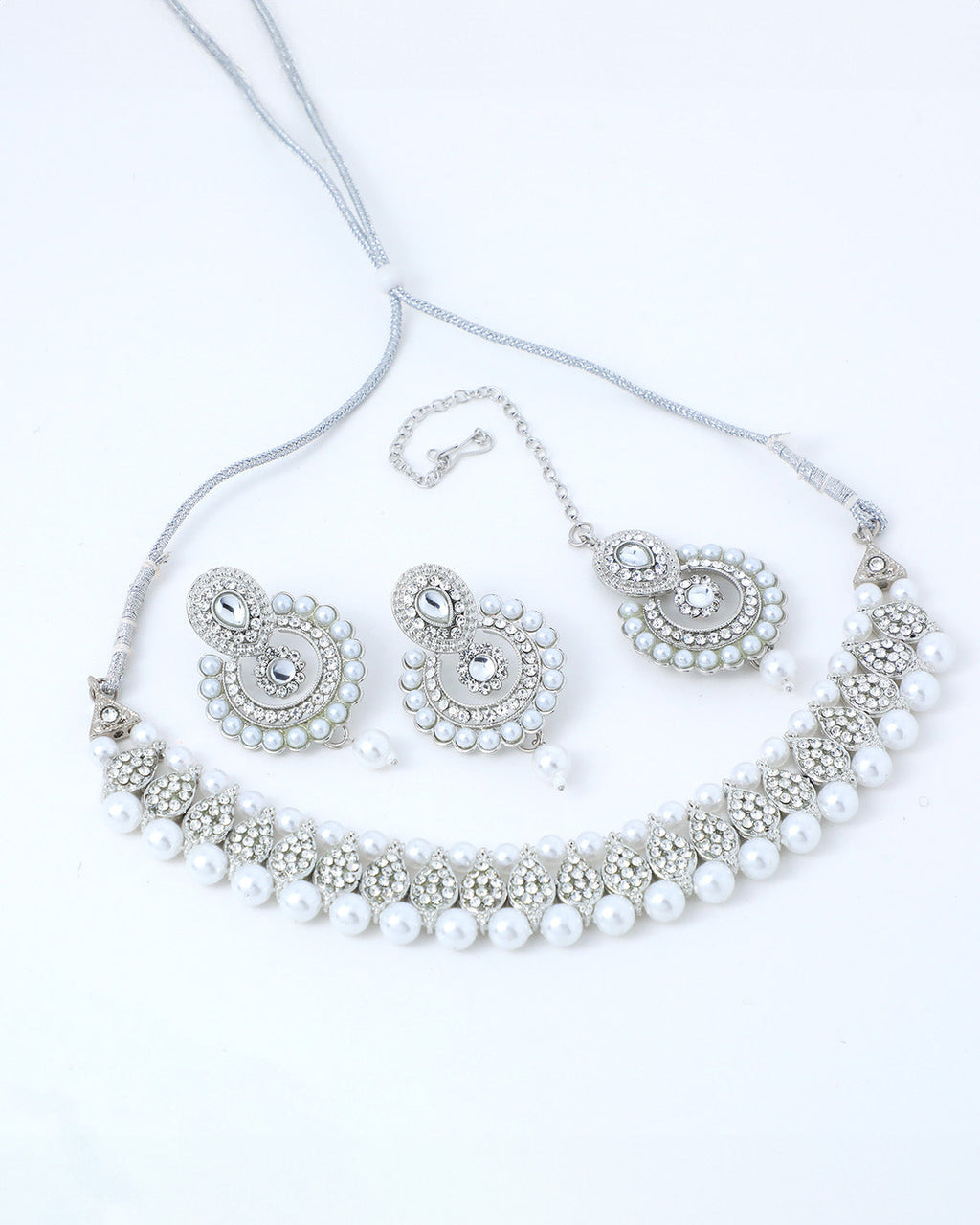 VOJ Silver Plated White Beads And Stone Studded Choker Jewellery Set With Mang Tikka