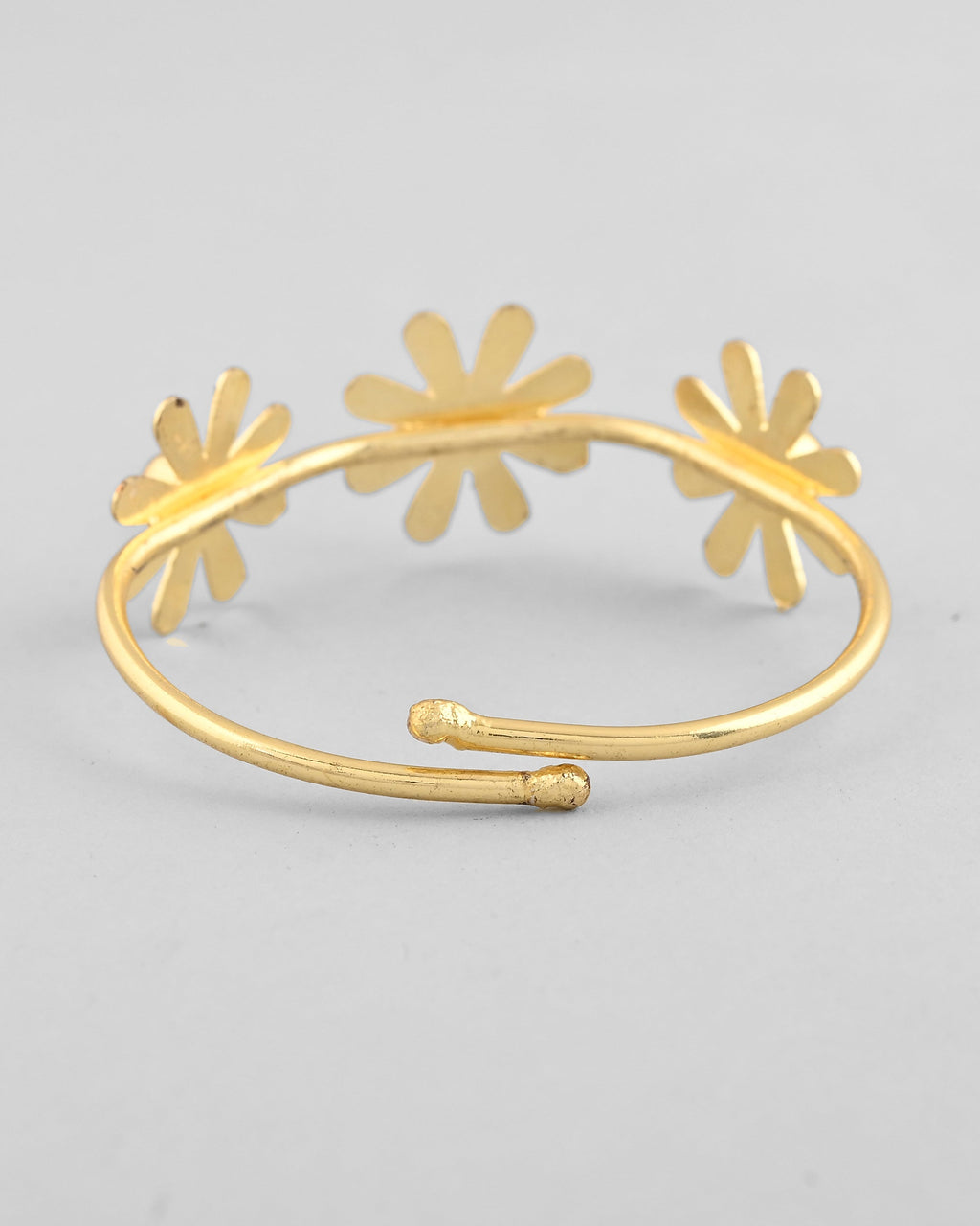 VOJ Gold-Polished with 3 Flower and Pearl Kada Bracelet