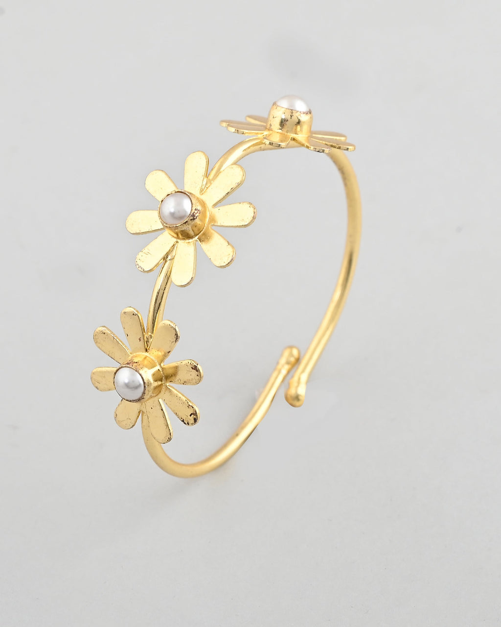 VOJ Gold-Polished with 3 Flower and Pearl Kada Bracelet