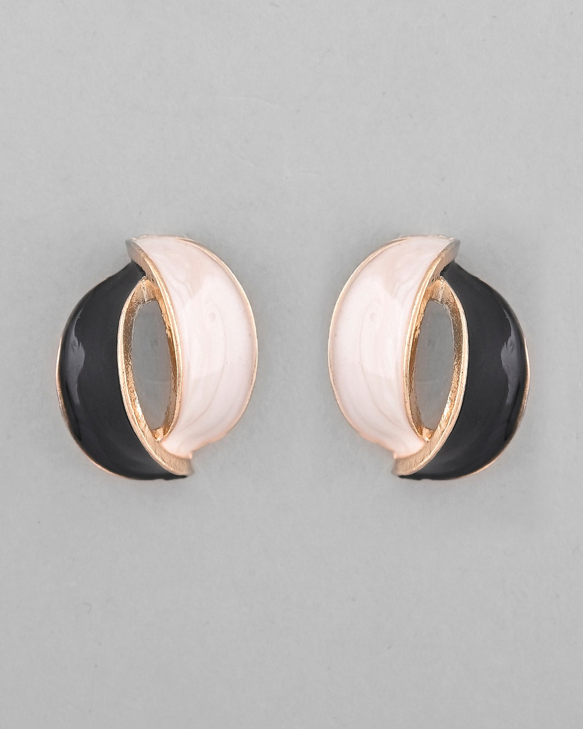 VOJ Gold-Polished Korean Style Black And White Studs Earrings
