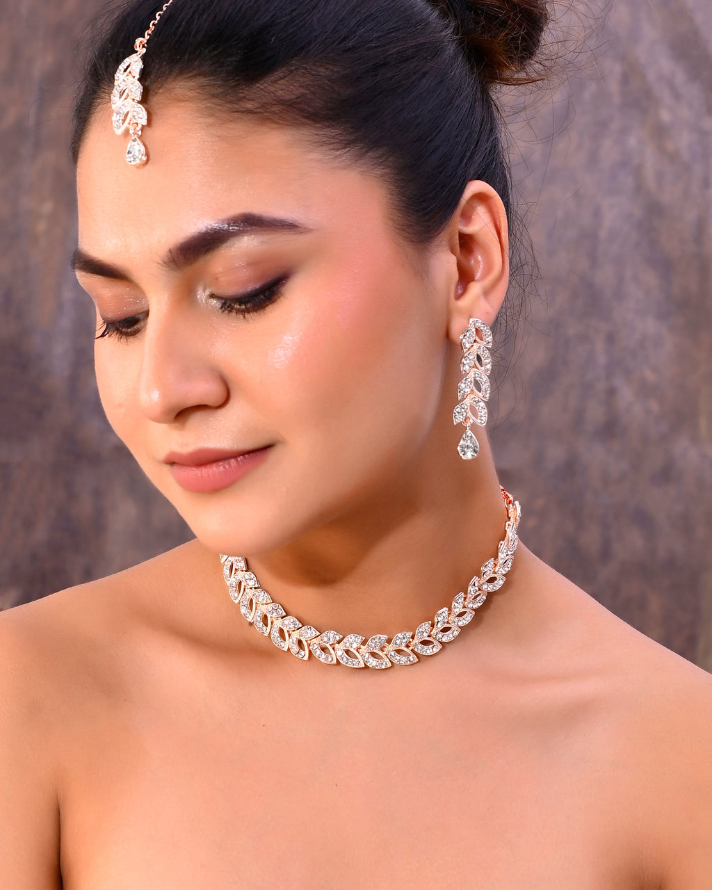 VOJ Gold-Polished CZ-Studded Jewellery Set With Mangtikka | Grocsy