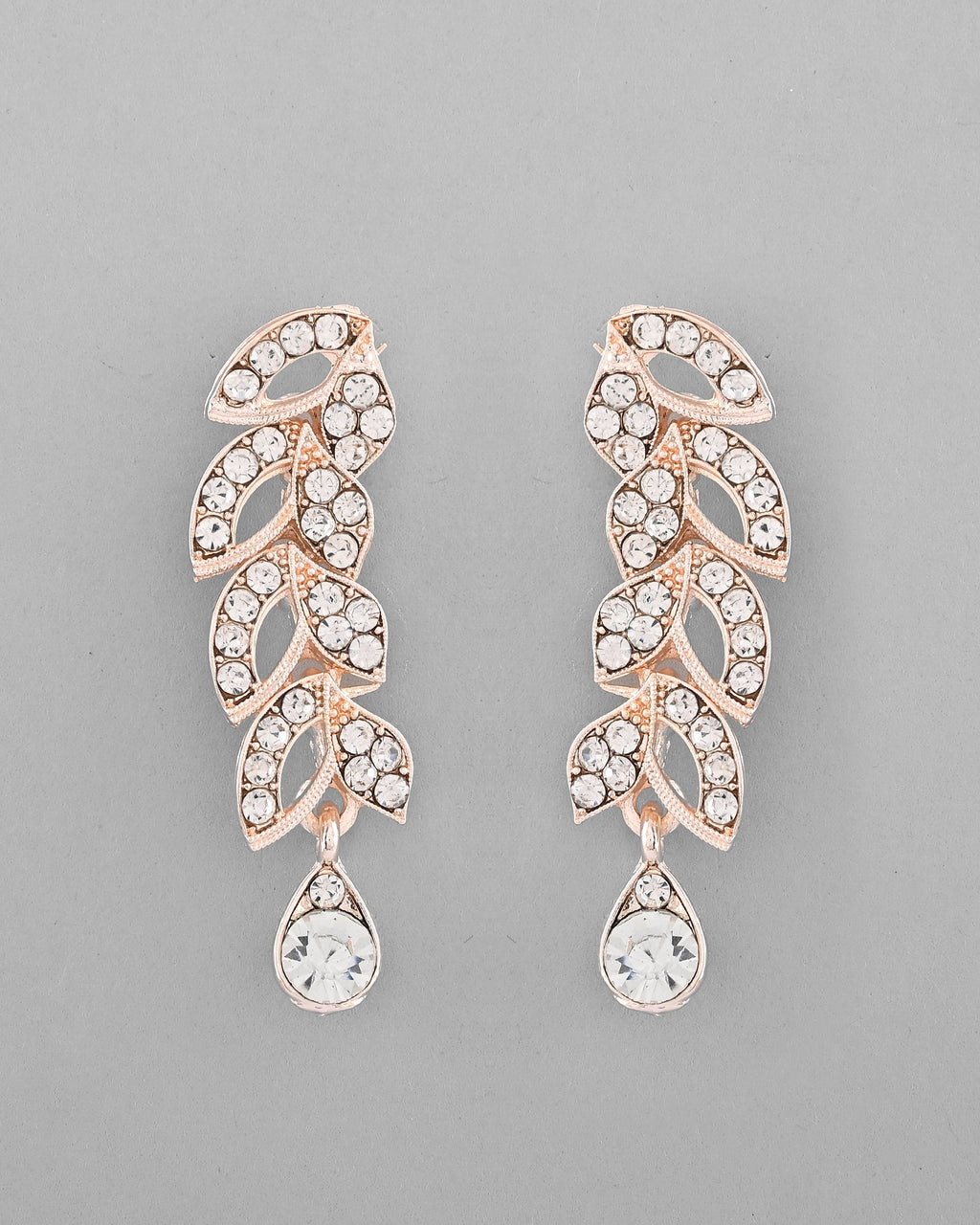 VOJ Gold-Polished CZ-Studded Jewellery Set With Mangtikka | Grocsy