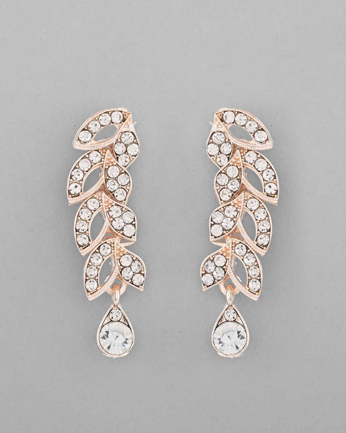 VOJ Gold-Polished CZ-Studded Jewellery Set With Mangtikka | Grocsy