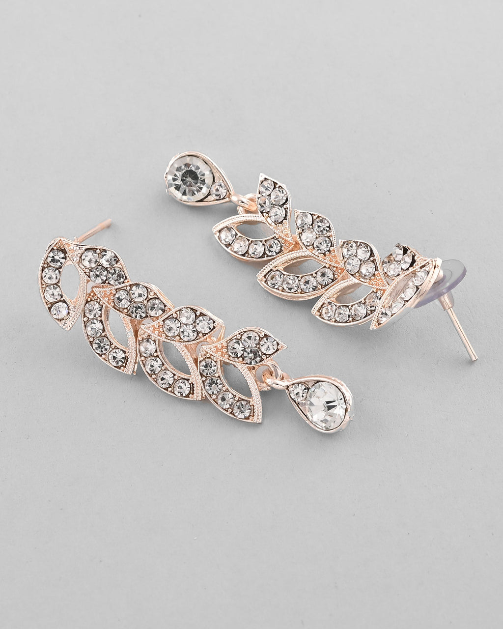 VOJ Gold-Polished CZ-Studded Jewellery Set With Mangtikka | Grocsy