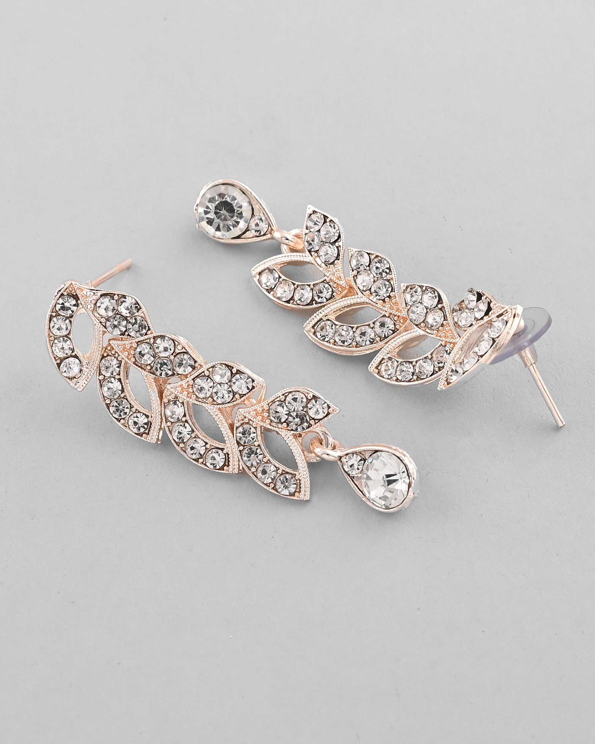 VOJ Gold-Polished CZ-Studded Jewellery Set With Mangtikka | Grocsy