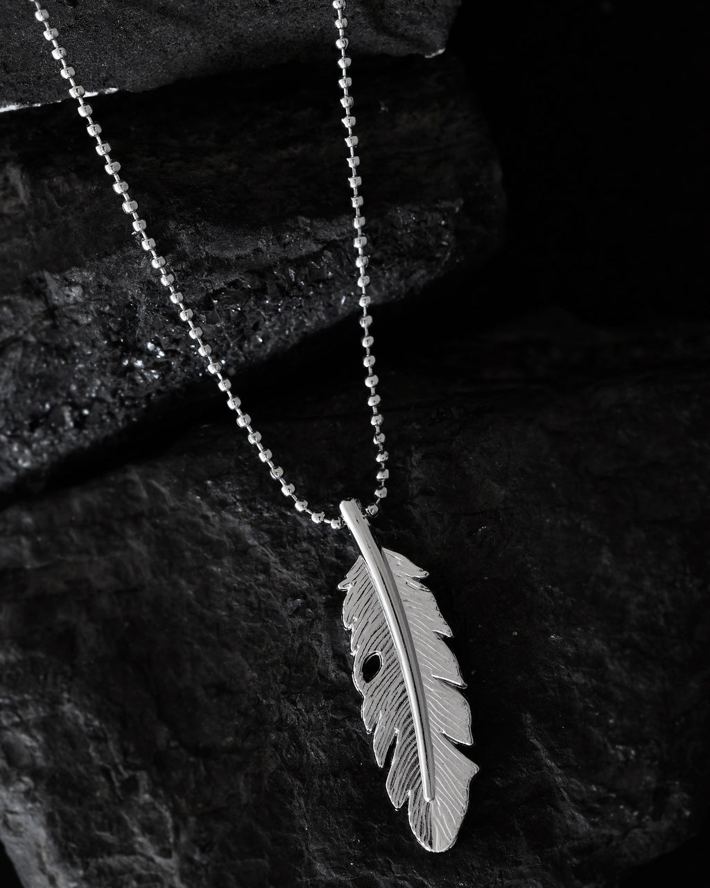 VOJ Silver Plated Men Chain With Leaf Shaped Pendent | Grocsy