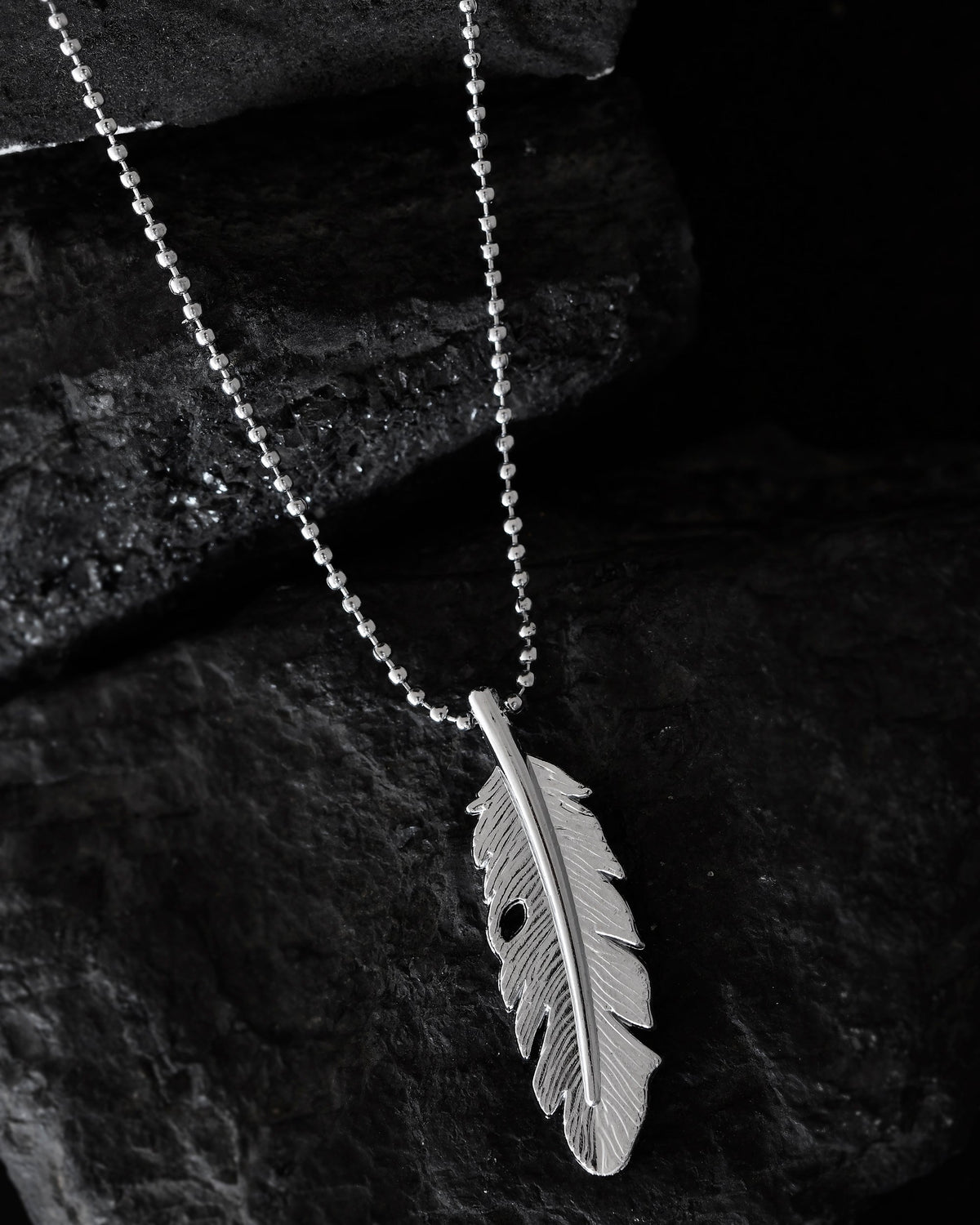 VOJ Silver Plated Men Chain With Leaf Shaped Pendent | Grocsy