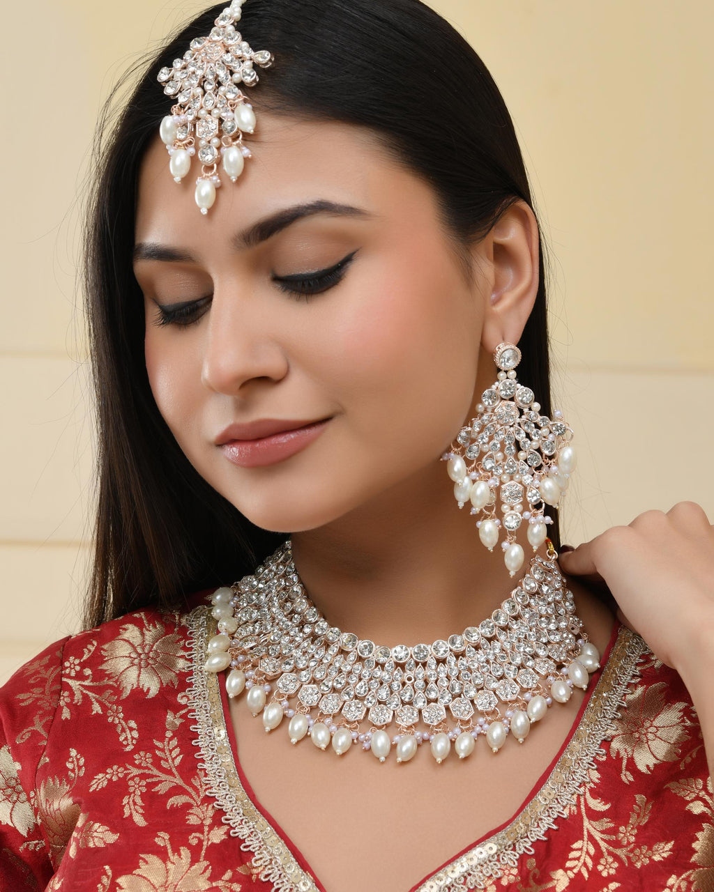 VOJ Gold-Polished Stone Studded Choker Jewellery Set With Maang Tikka | Grocsy