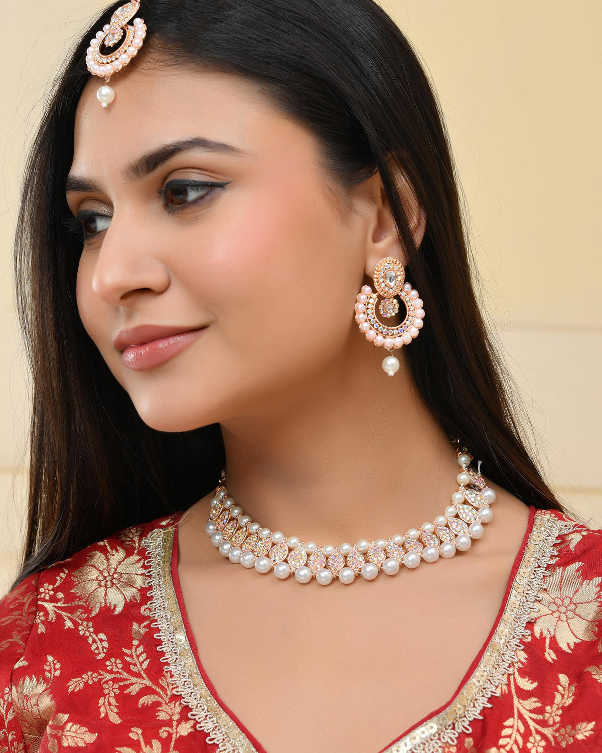 VOJ Gold-Polished Stone And White Beaded Choker Jewellery Set With Maang Tikka | Grocsy