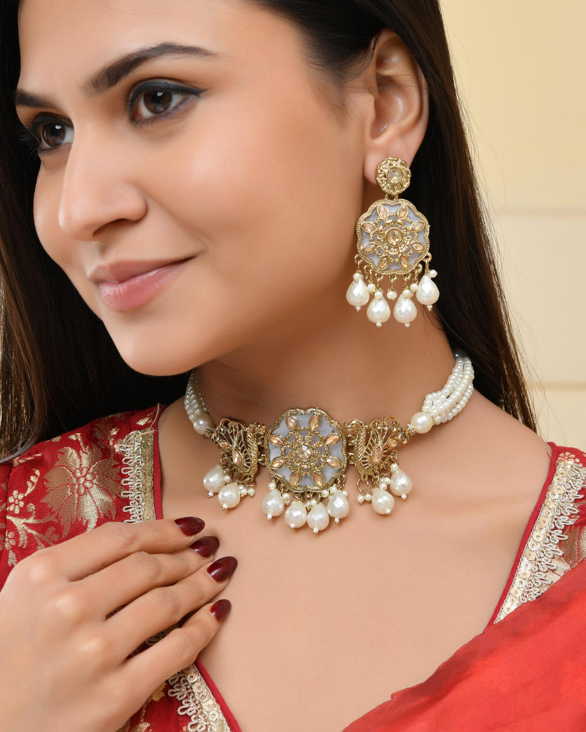 VOJ Gold-Polished Kundan And White Beaded Jewellery Set | Grocsy