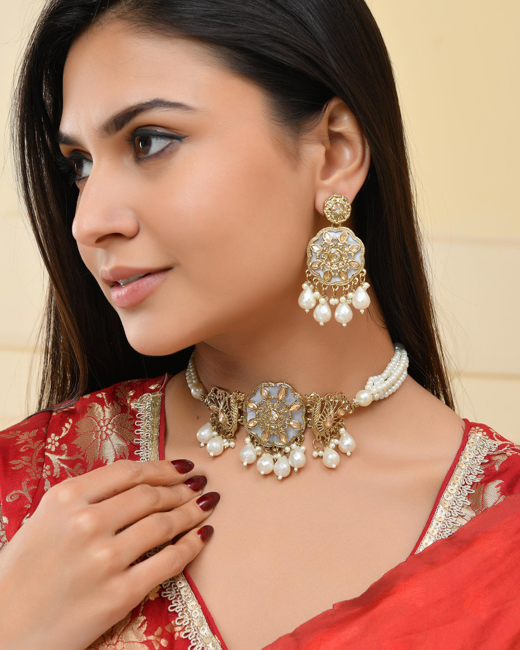 VOJ Gold-Polished Kundan And White Beaded Jewellery Set | Grocsy