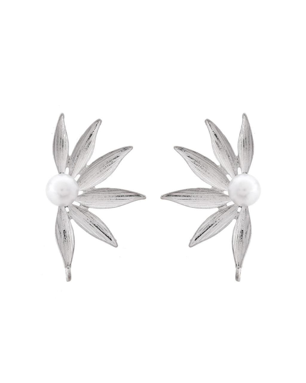 VOJ Silver Plated Stainless Steel Pearl Flower Shaped Studs