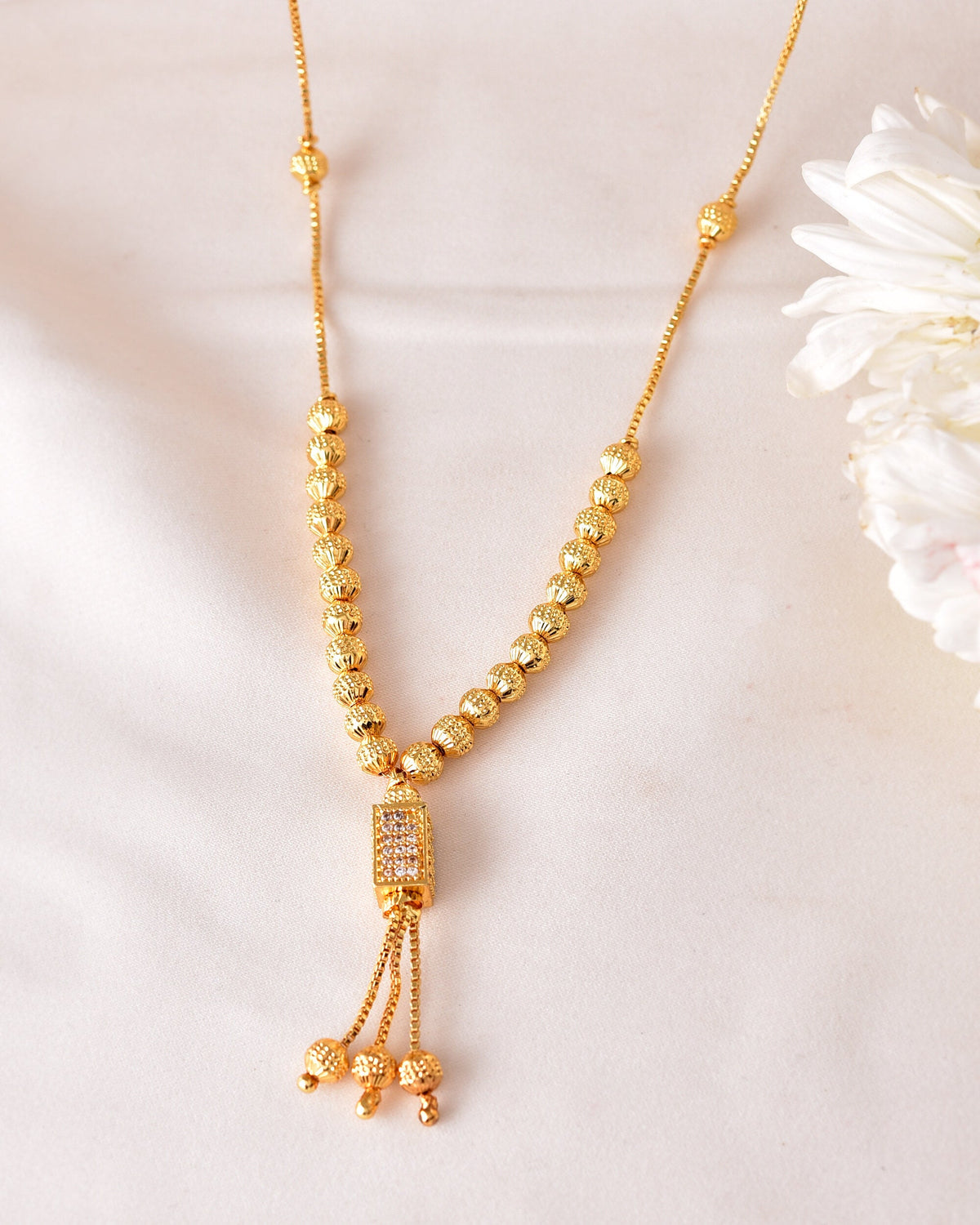 VOJ Gold-Polished Stainless Steel Stone Studded Chain For Women | Grocsy