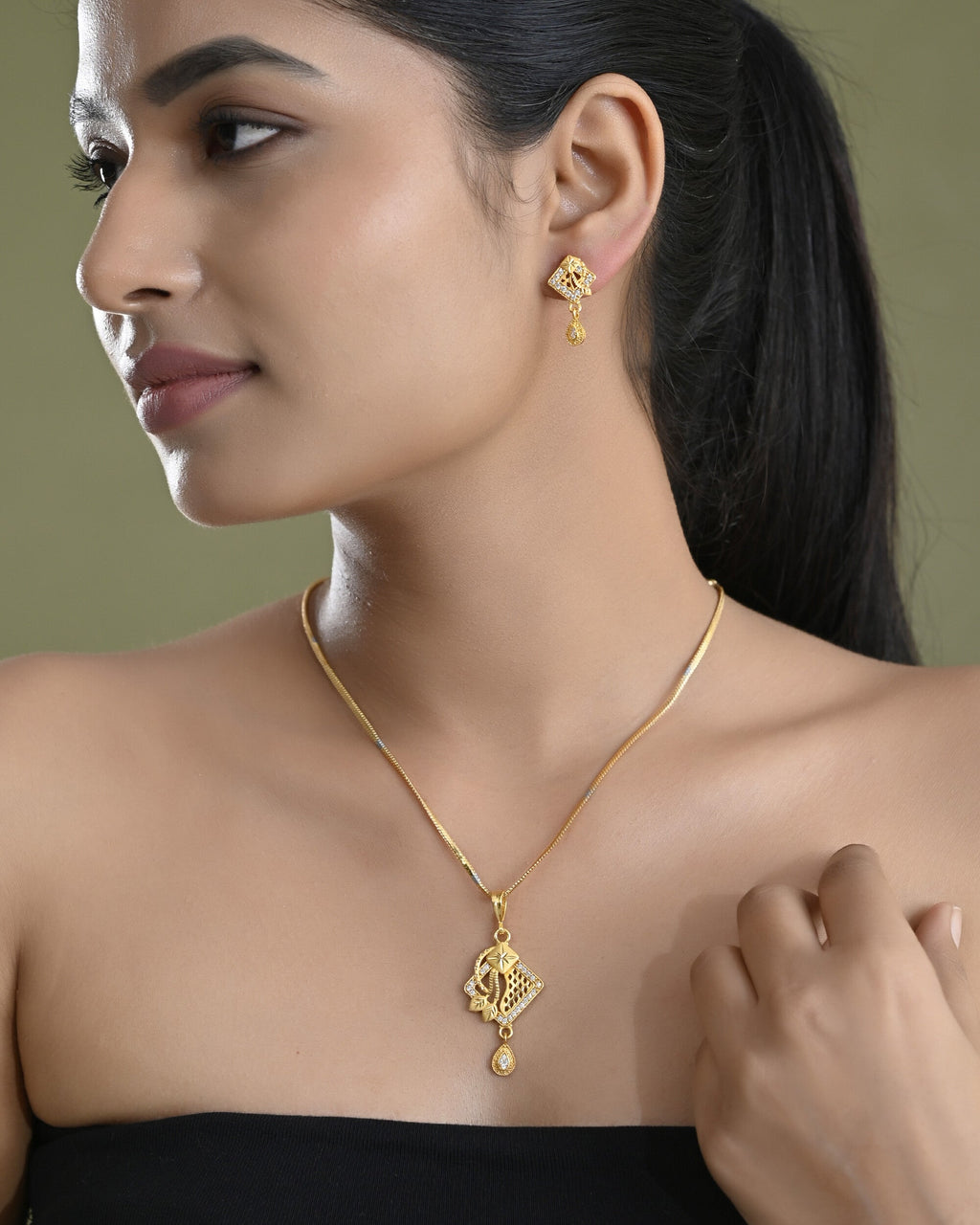 VOJ Gold-Polished AD Stone Studded Geometrical Design Chain Set | Grocsy