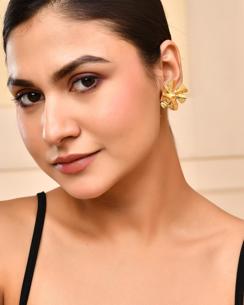 VOJ Gold-Toned Floral Studs Earrings