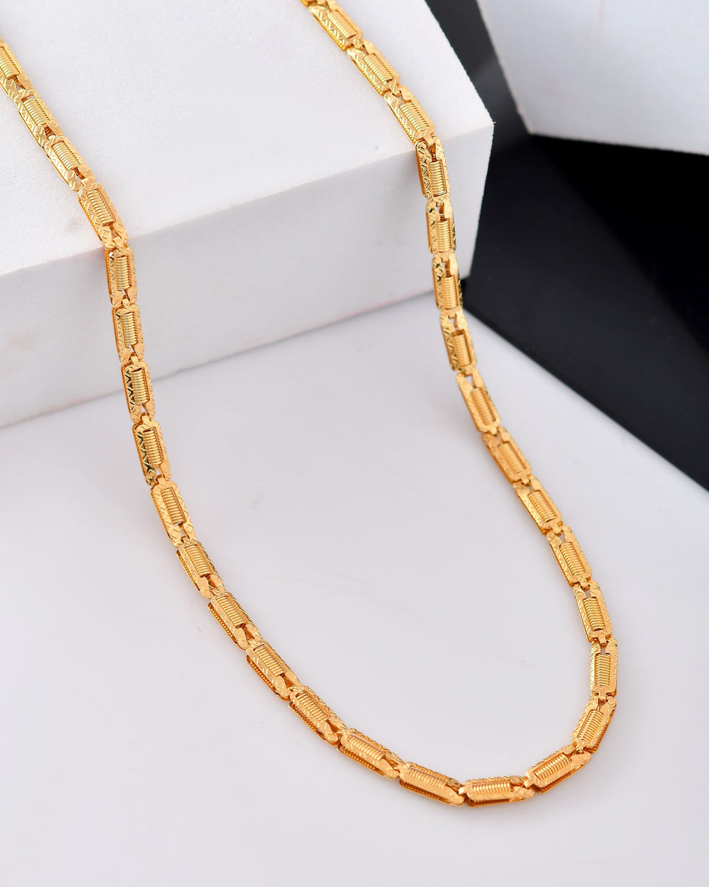 VOJ Men Gold Polished Textured Link Chain | Grocsy