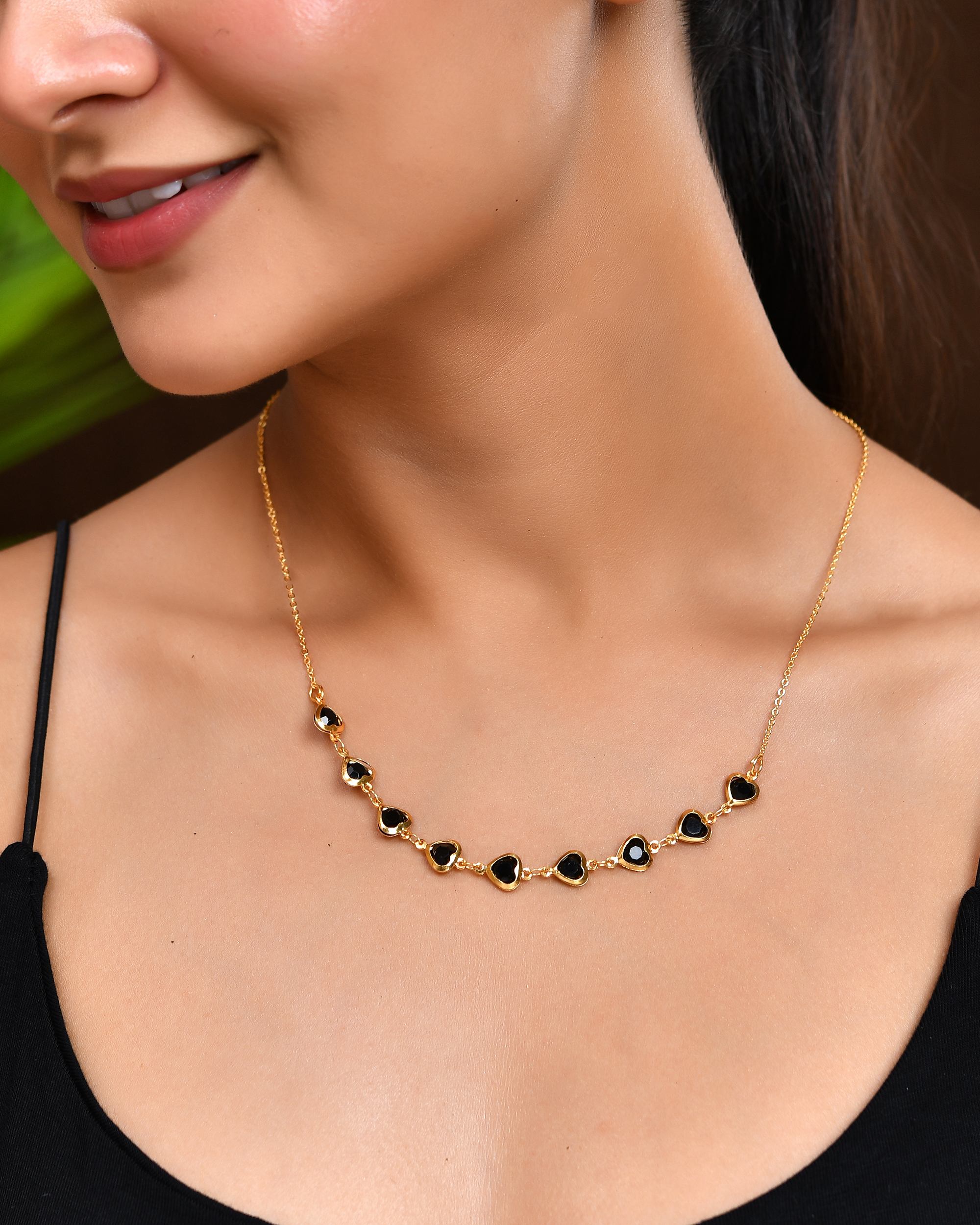 VOJ Gold Polished Stainless Steel Black Hear Shaped Stone Chain | Grocsy