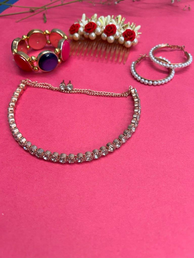 VOJ Valantine Gift Set of Gold-Polished Jewellery | Grocsy