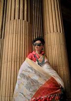 Petunia Flower Whitesoft Handloom Sik Zari & Thread Work, Contrast Pallu Saree - Rajtex Kube Silk | Grocsy