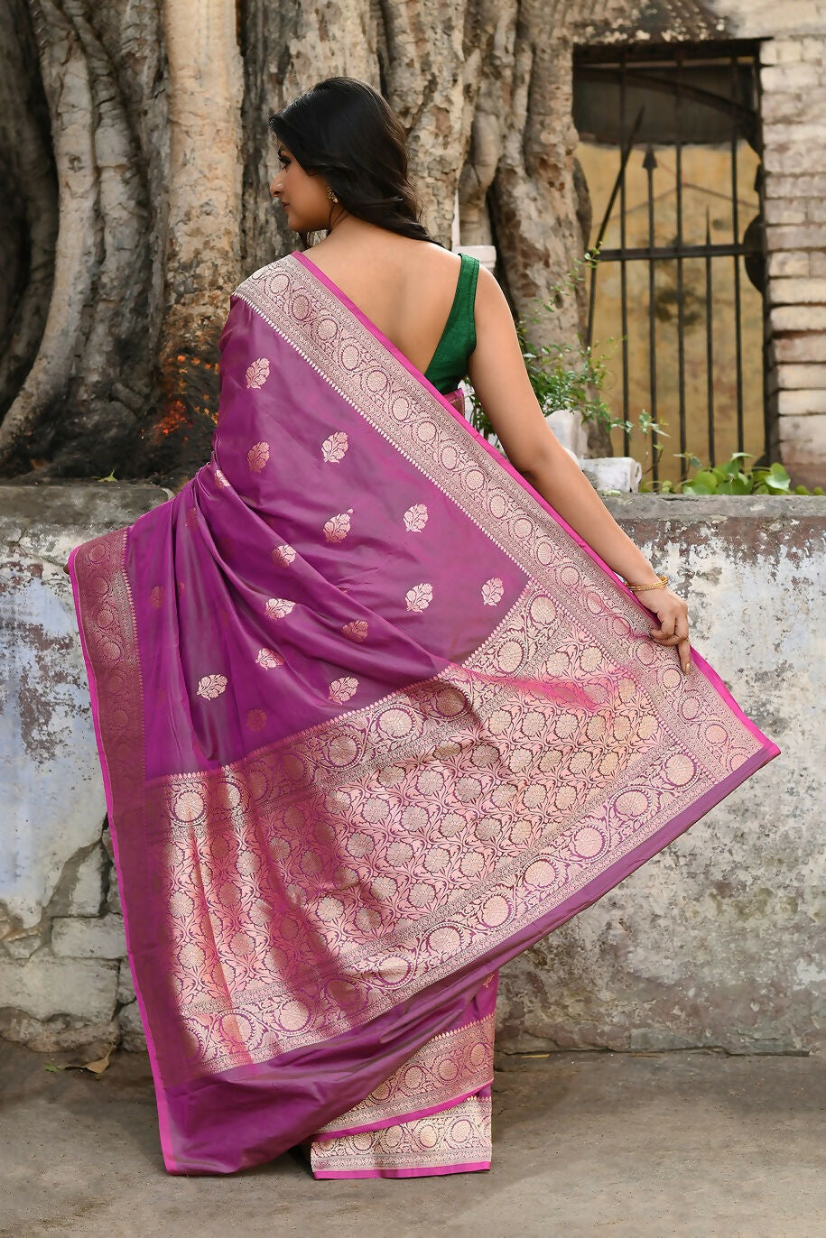 Joban Fashion Magenta Pure Katan Pure Handloom Banarasi Silk Saree | Grocsy