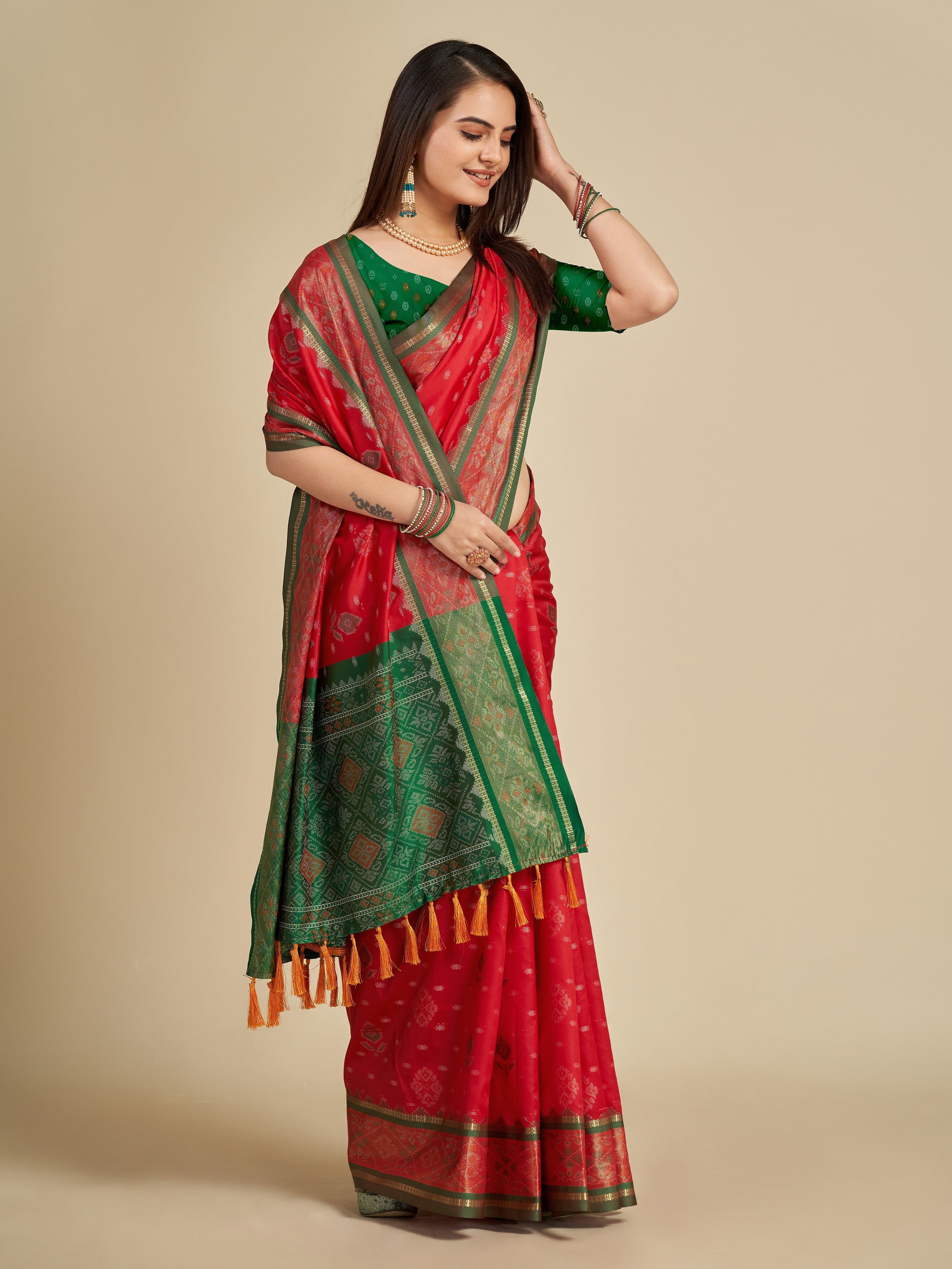 Vedant Vastram Red Color Kanjeevaram Silk Saree - Red | Grocsy