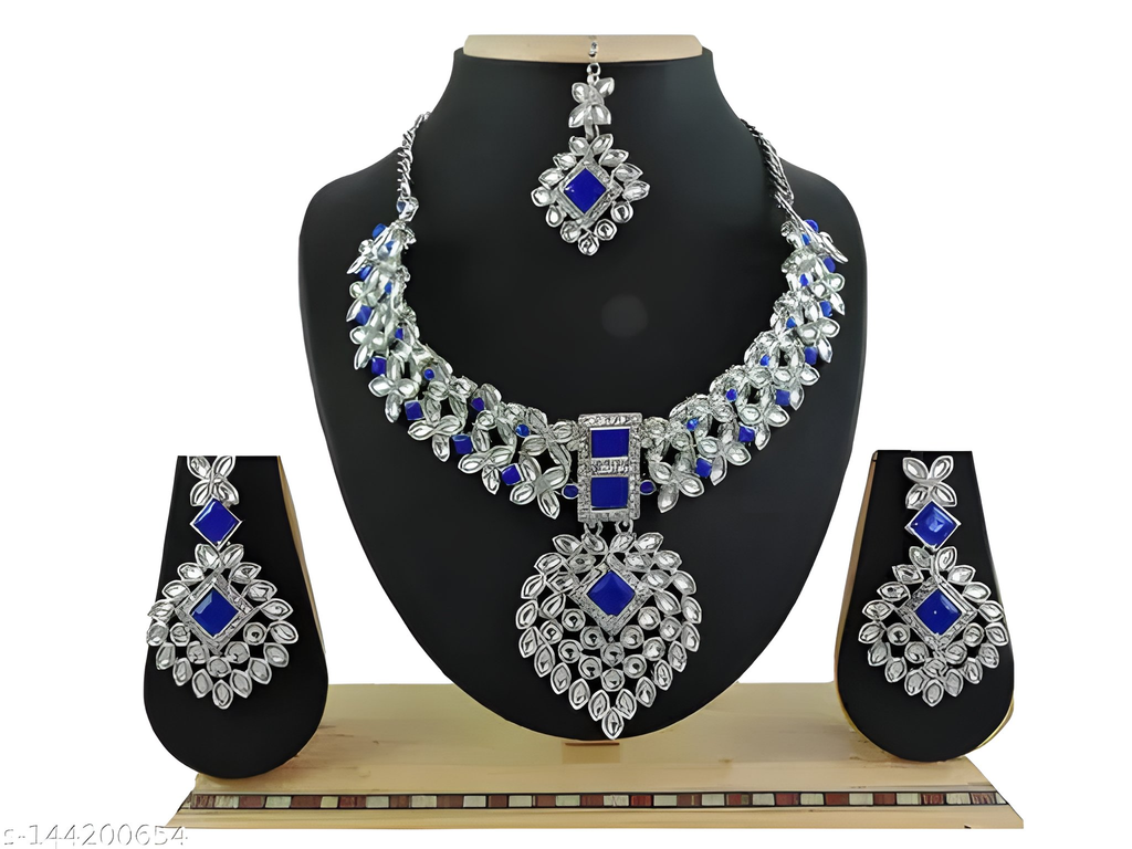 Jewel City Exquisite Crystal Flower Necklace Set | Grocsy