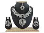 Jewel City Exquisite Crystal Flower Necklace Set | Grocsy