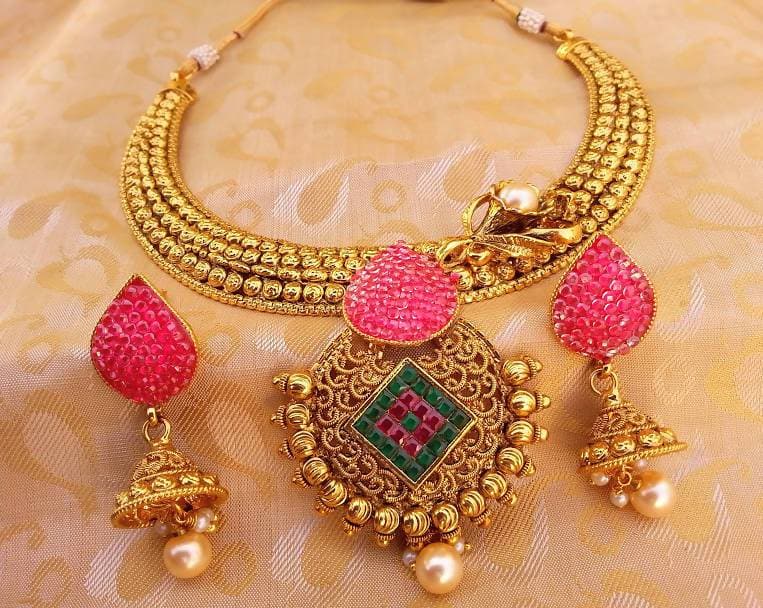 Pink & Green Antique Necklace Set | Grocsy