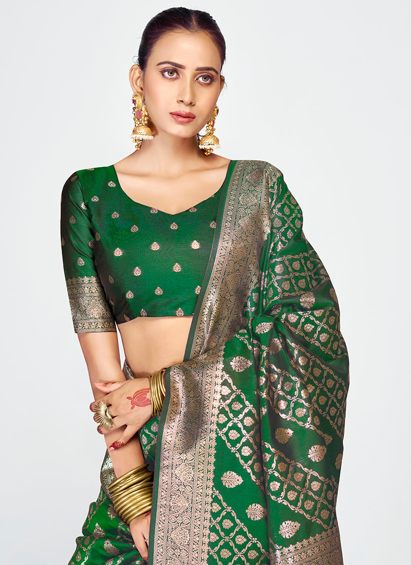 Vellora Emerald Green Soft Silk Royal Zari Weaving Saree | Grocsy