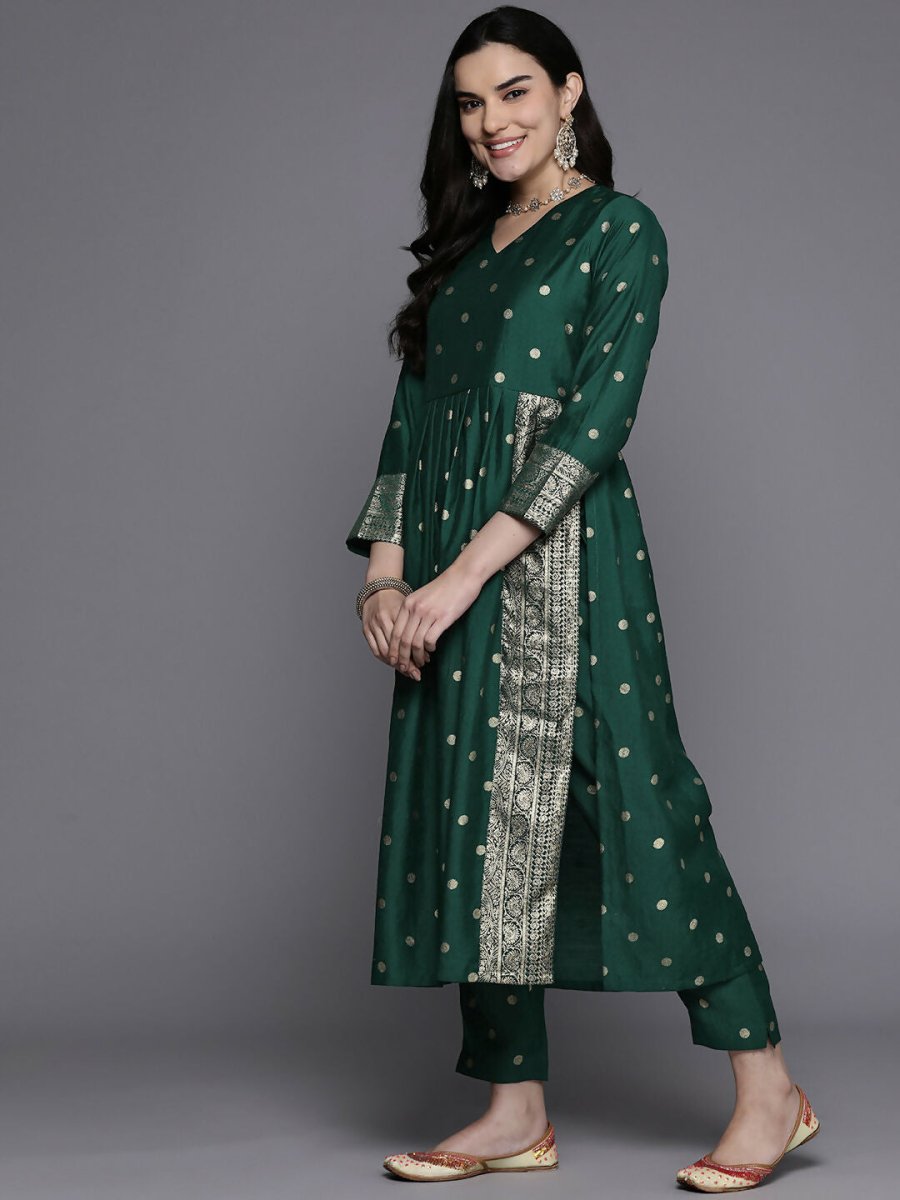 Ahalyaa Women's Traditional wear Kurta Set - Green | Grocsy