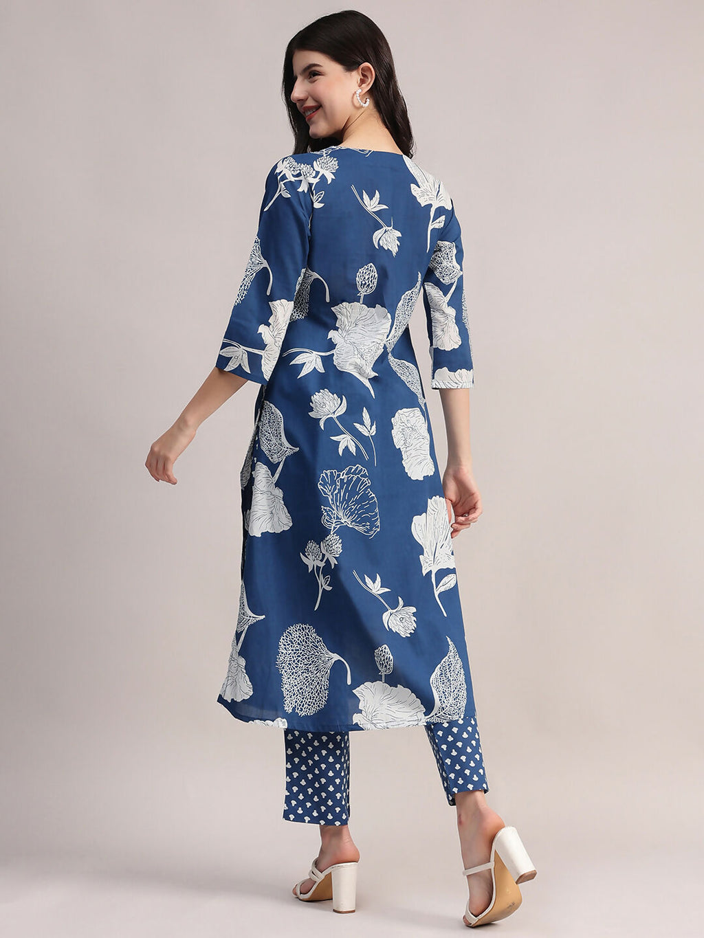 Aavyora Women's Blue Floral Printed Cotton Kurta with Trouser | Grocsy