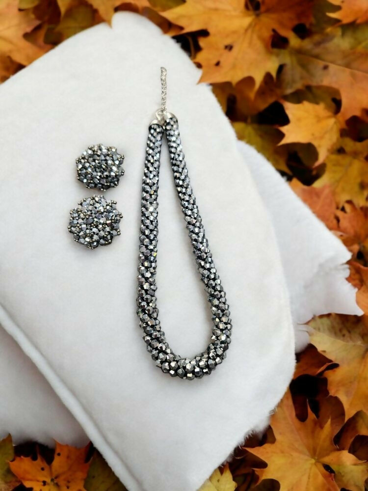 Inhanns Noor-E-Jalwa – Handmade Crystal Bead Necklace / Necklace With Earrings -Adjustable - Titanium | Grocsy