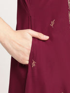 Ahalyaa Women's Wine Crepe Gold Glitter Print Kurta Trouser Set | Grocsy
