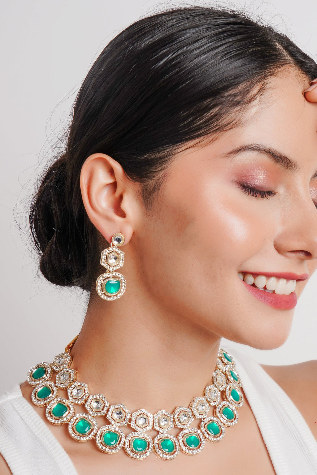 Divisha Alloy Gold-plated Green Jewellery Set | Grocsy