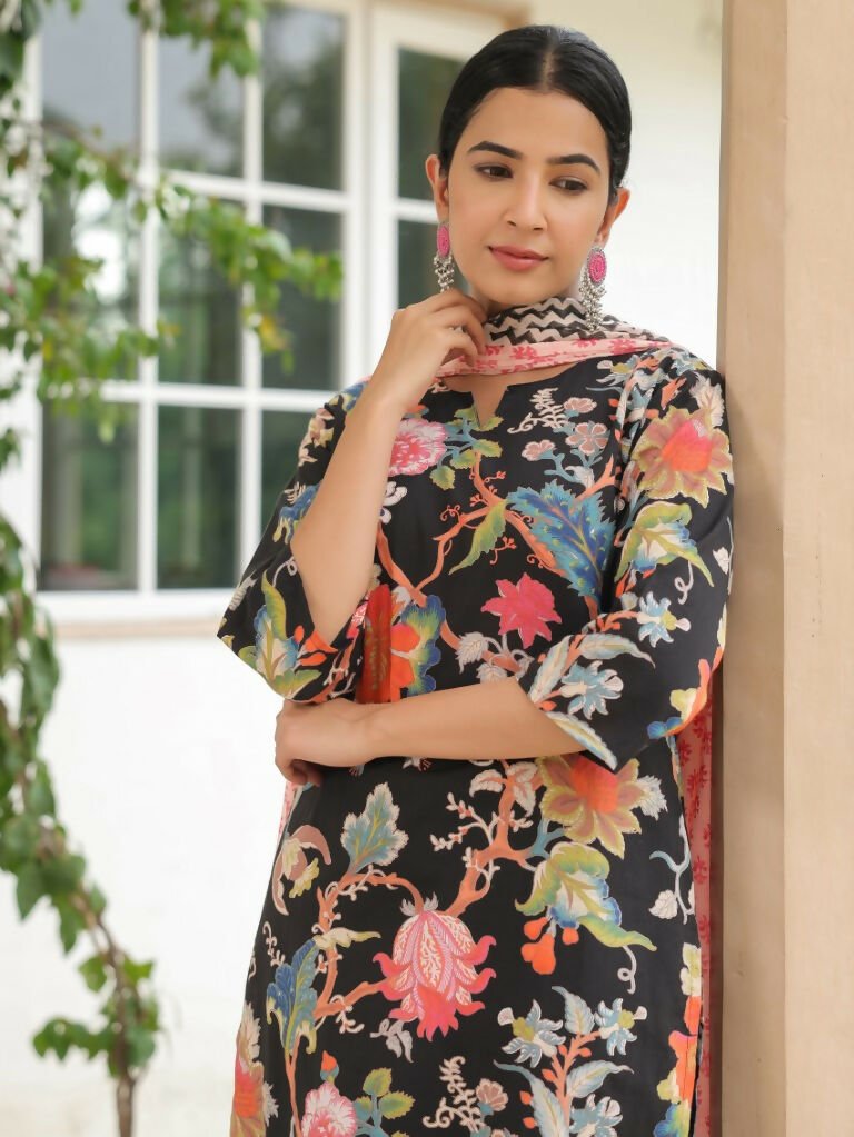 Aramya Straight Soft Cotton Floral Print Women's Kurta - Black | Grocsy