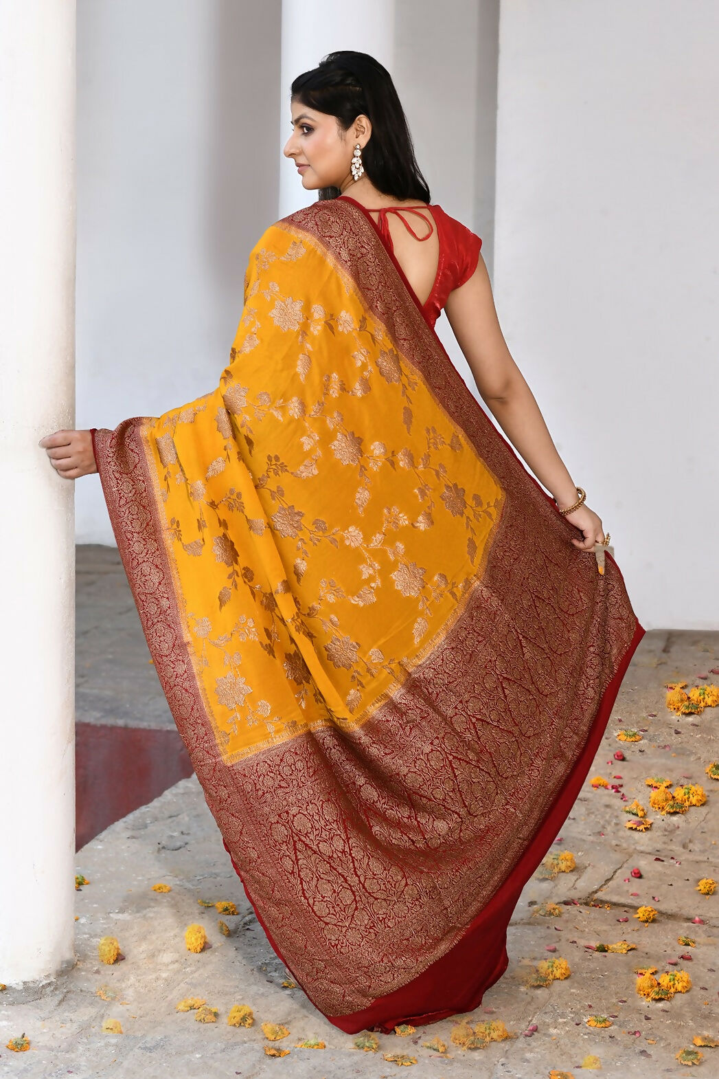 Joban Fashion Yellow Crepe Chiffon Pure Handloom Banarasi Silk Saree | Grocsy