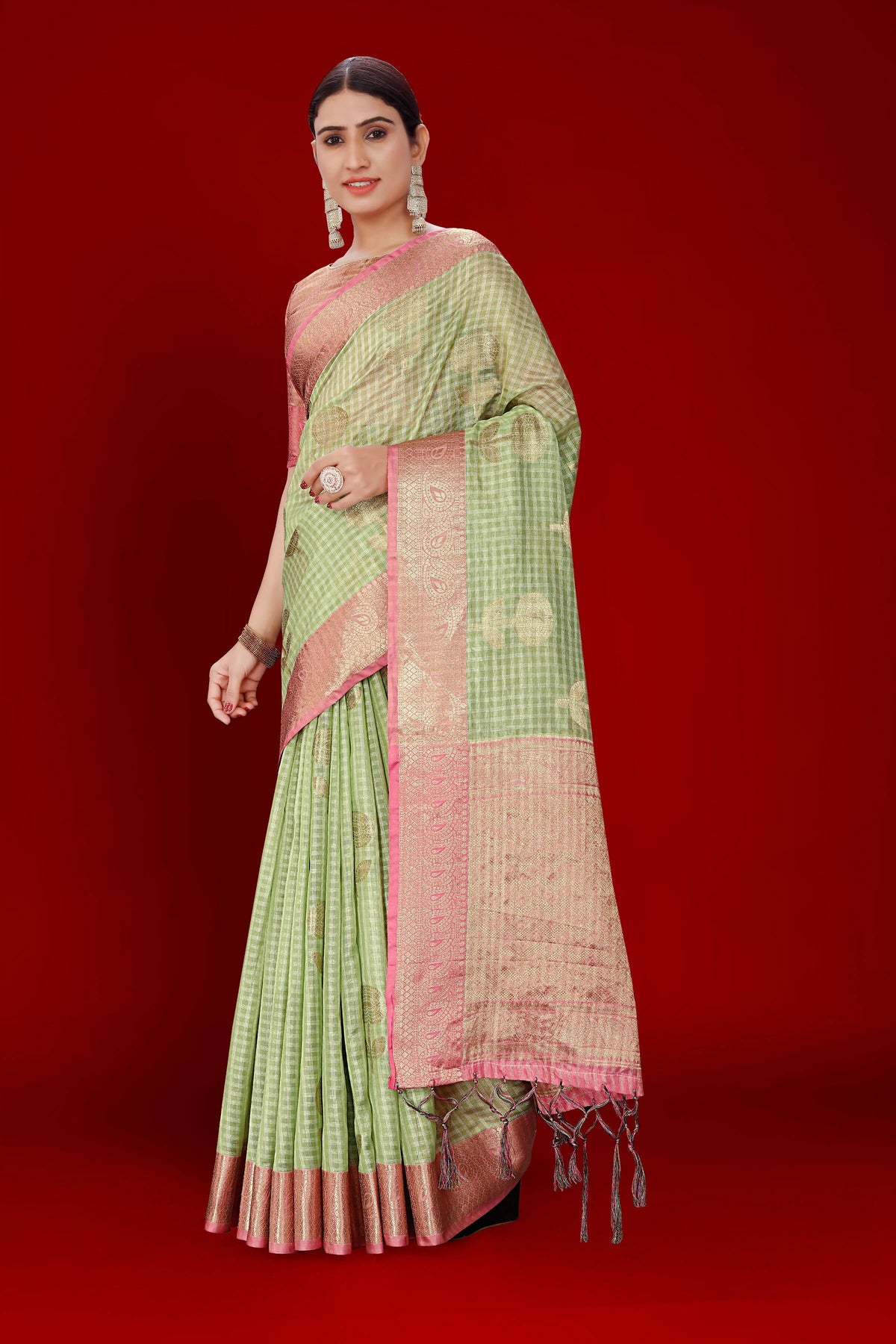 Green Soft Organza Woven Design Saree With Unstitched Blouse Piece - Zaara | Grocsy