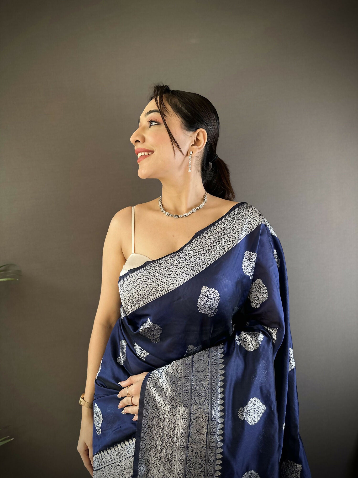 Joban Fashion Navy Blue Floral Motifs Soft Silk Banarasi Saree | Grocsy