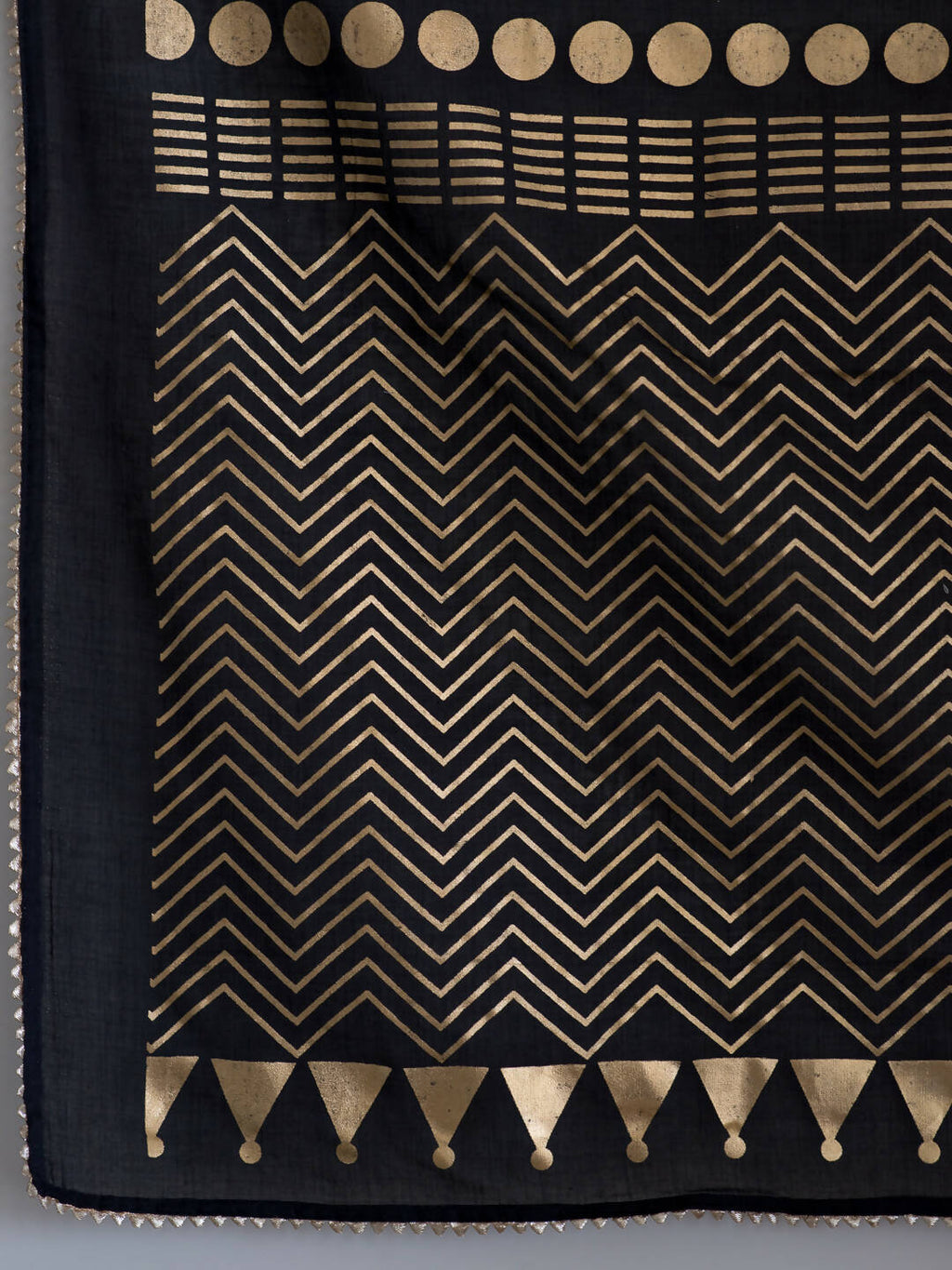 Suta Black Ethnic Motifs Cotton Blend Saree | Grocsy