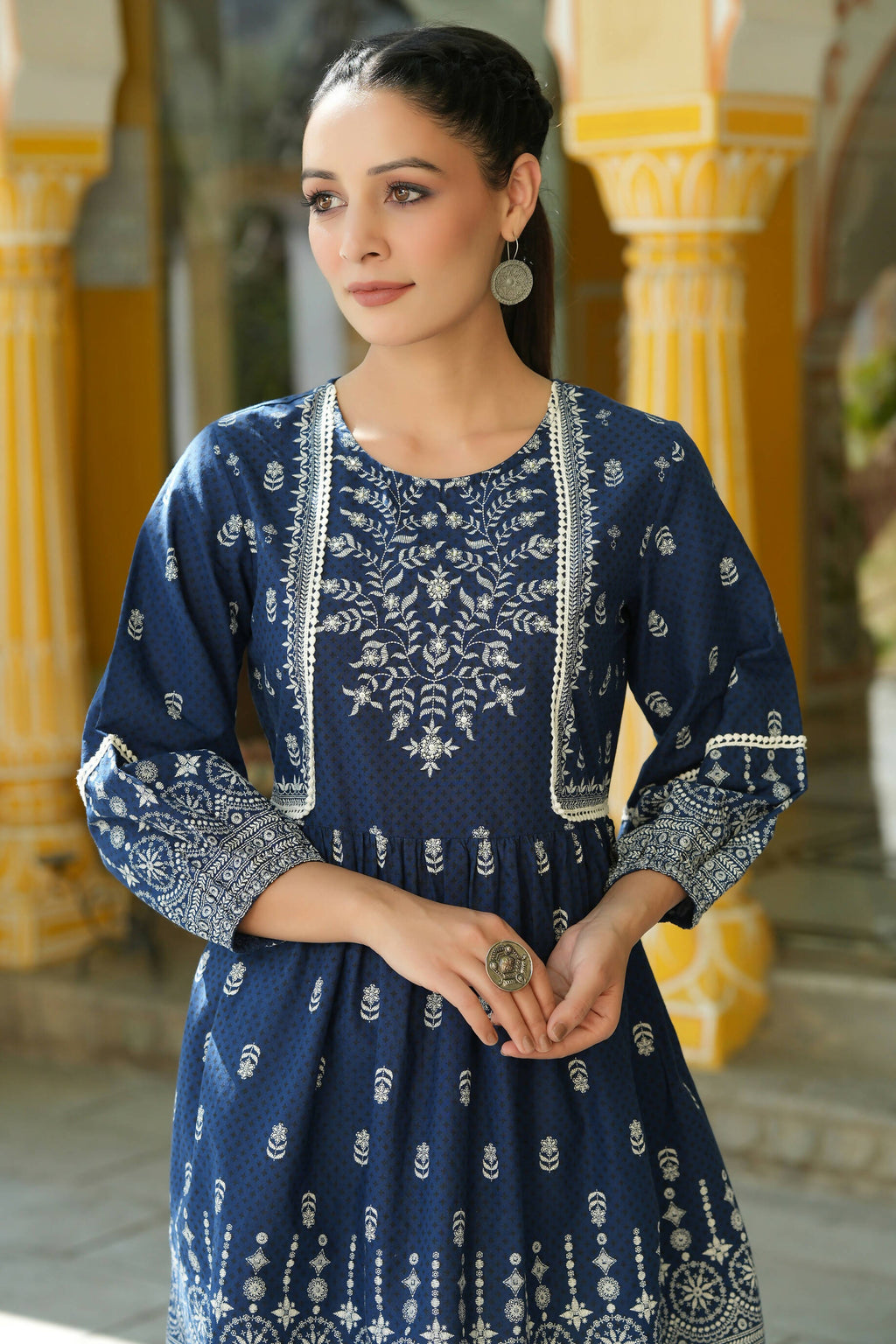Juniper Women's Indigo Cambric Placement Printed Tunic | Grocsy