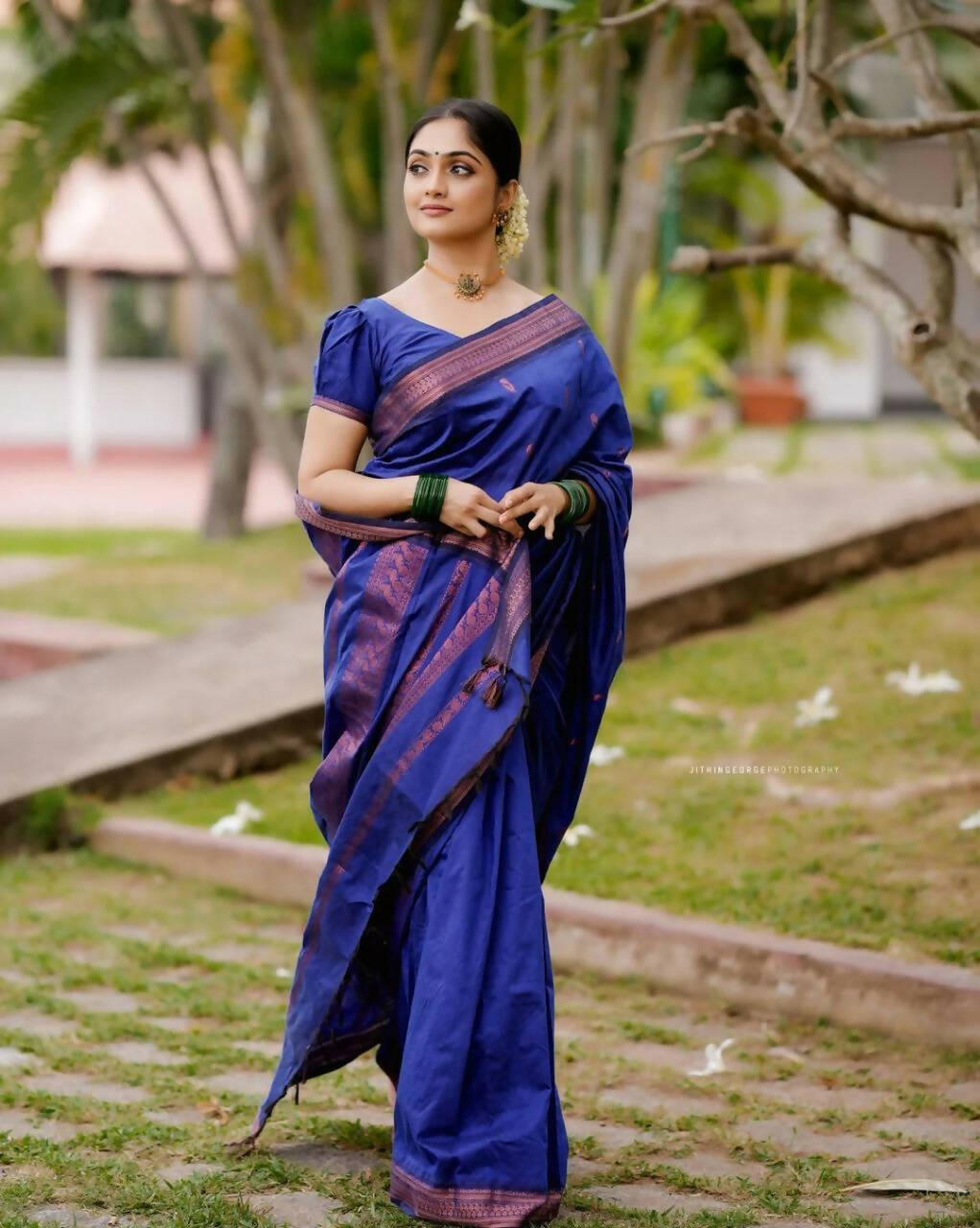 DEIANA'S Beautiful Designer Golden zari Soft Lichi Silk Saree - Blue | Grocsy