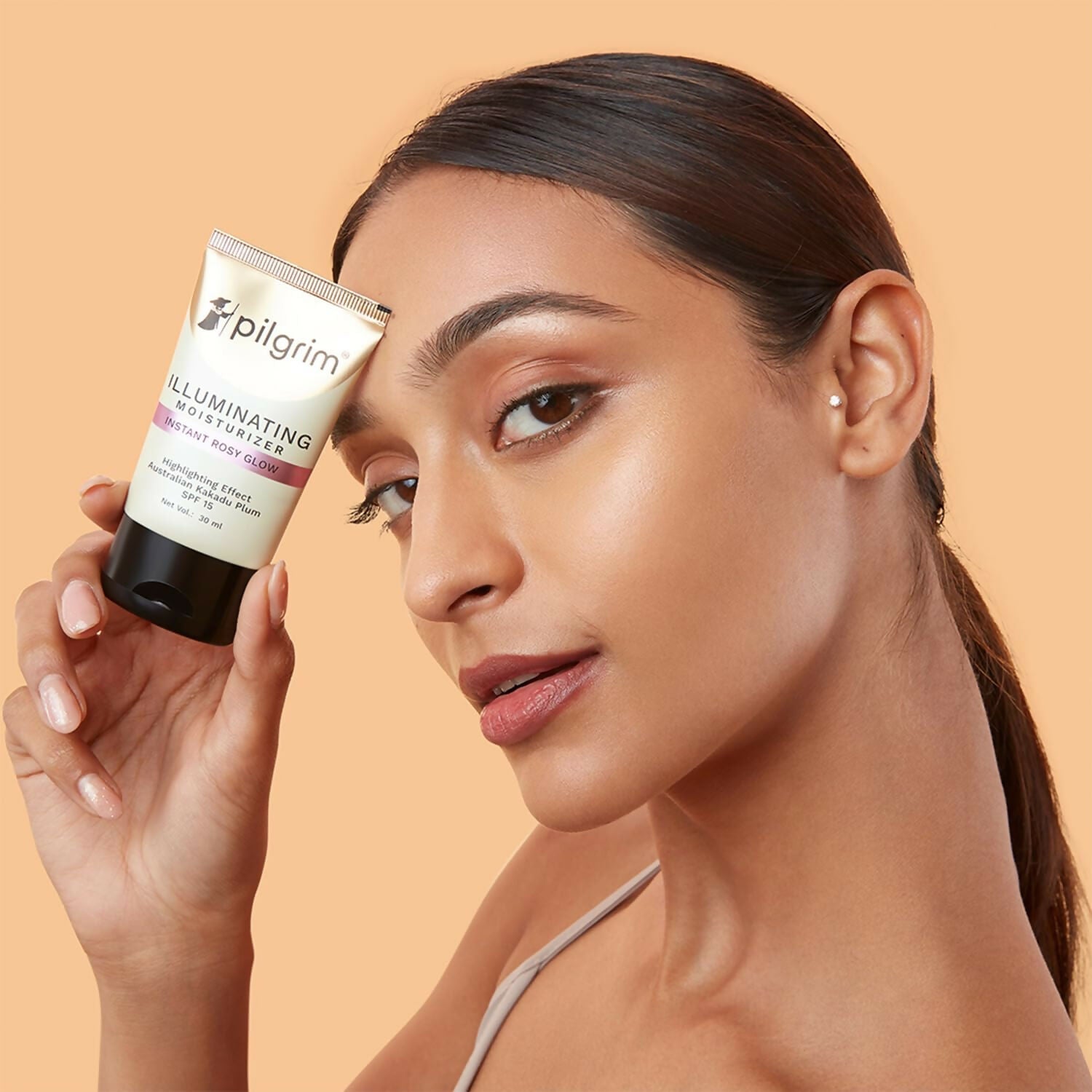 Pilgrim Illuminating Moisturizer For Instant Rosy Glow & SPF 15 with Australian Kakadu Plum | Grocsy