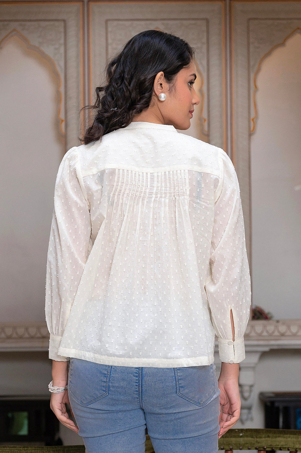 Juniper White Textured Dobby Weave Casual Top With Balloon Sleeves | Grocsy