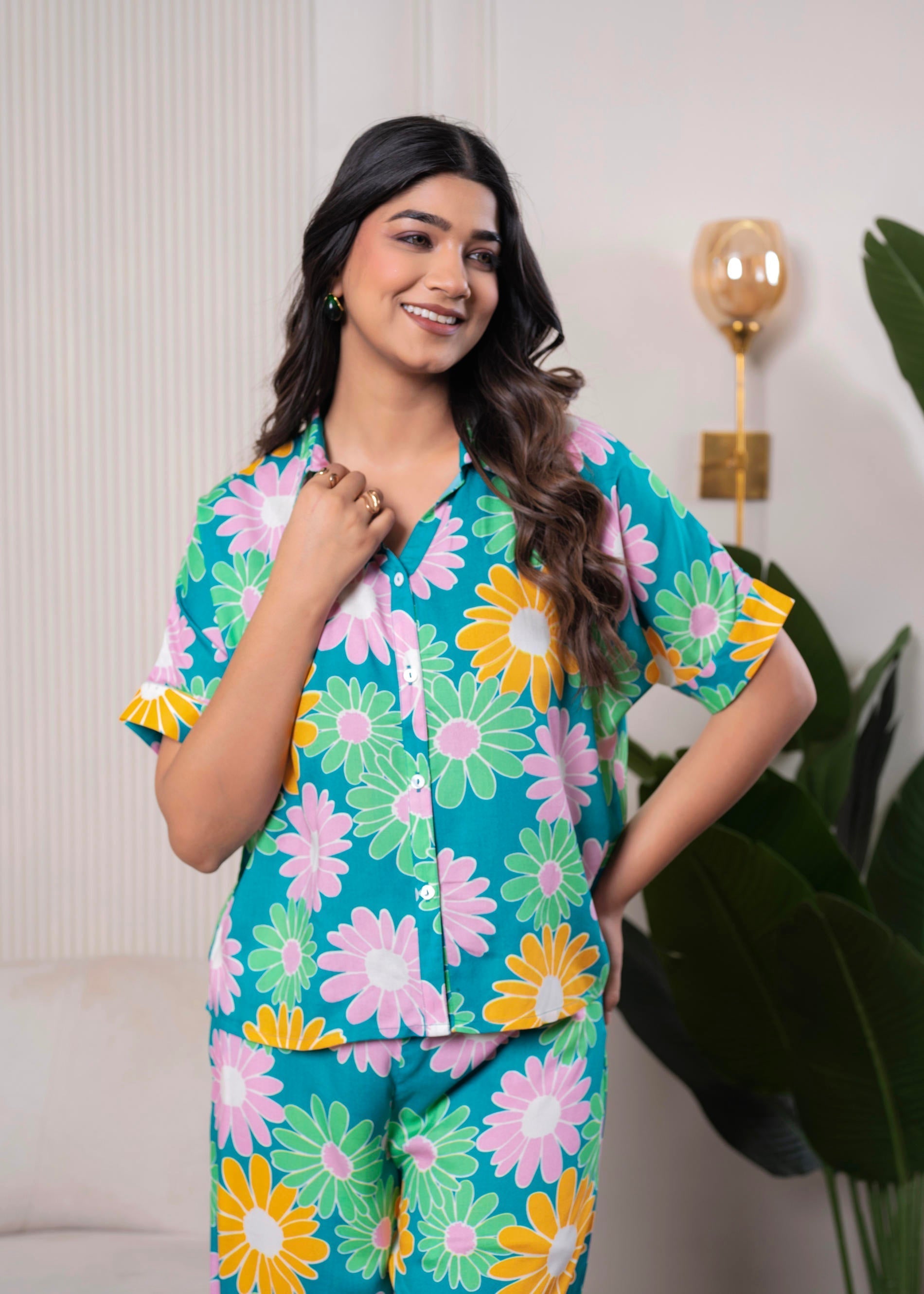 Juniper Lamora Tropical Daisy Co-Ord Set | Grocsy