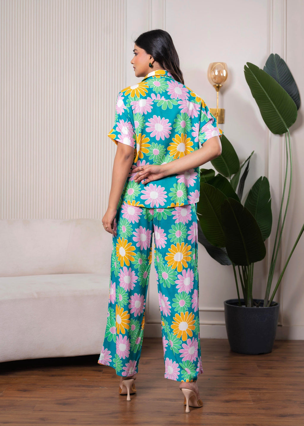 Juniper Lamora Tropical Daisy Co-Ord Set | Grocsy