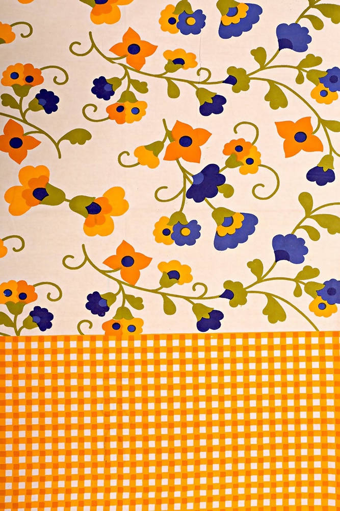 Vamika Printed Cotton Yellow Bedsheet With Multicolor Pillow Covers (LEOC_CHKM_Y) | Grocsy